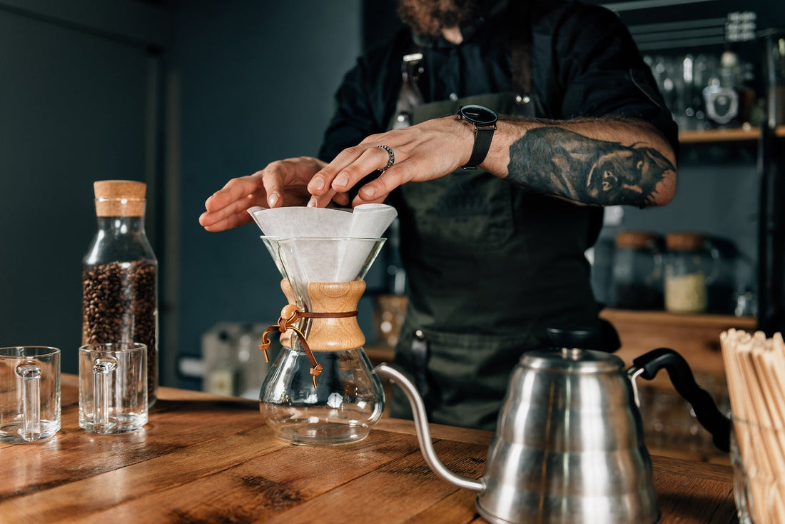 Chemex vs. Hario V60: Ein detaillierter Vergleich zwischen den beiden führenden Pour-Over-Geräten