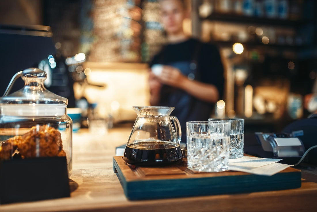 Erste Schritte: Ein Starter-Guide für Einsteiger, die die Pour-Over-Methode ausprobieren möchten.