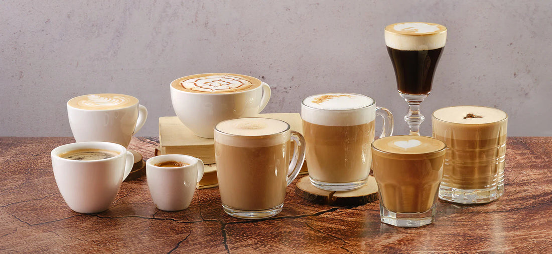 Kreative Latte Macchiato Variationen: So verfeinern Sie Ihren Lieblingskaffee