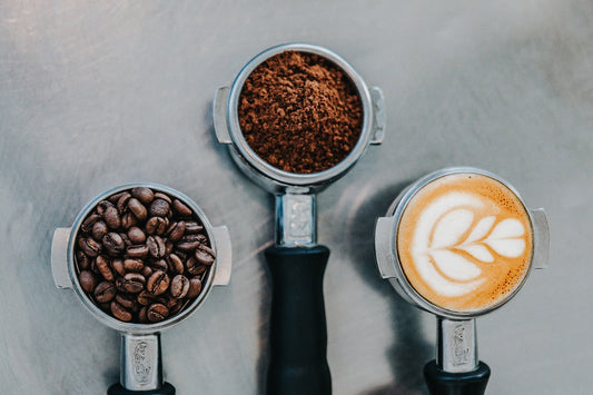 Ihr Leitfaden zum Kauf von Spezialitätenkaffee: Online, Rösterei, Fairtrade oder direkt gehandelt