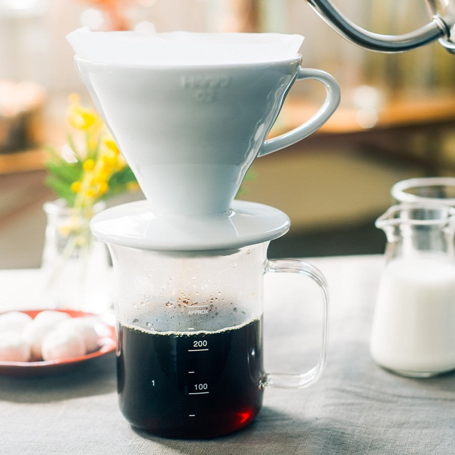 Hario Beaker Glass Server 300ml – Laboratory Glass Aesthetic for Your Coffee Bar