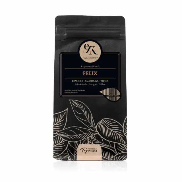 Espresso-Felix-250-VORNE-2022