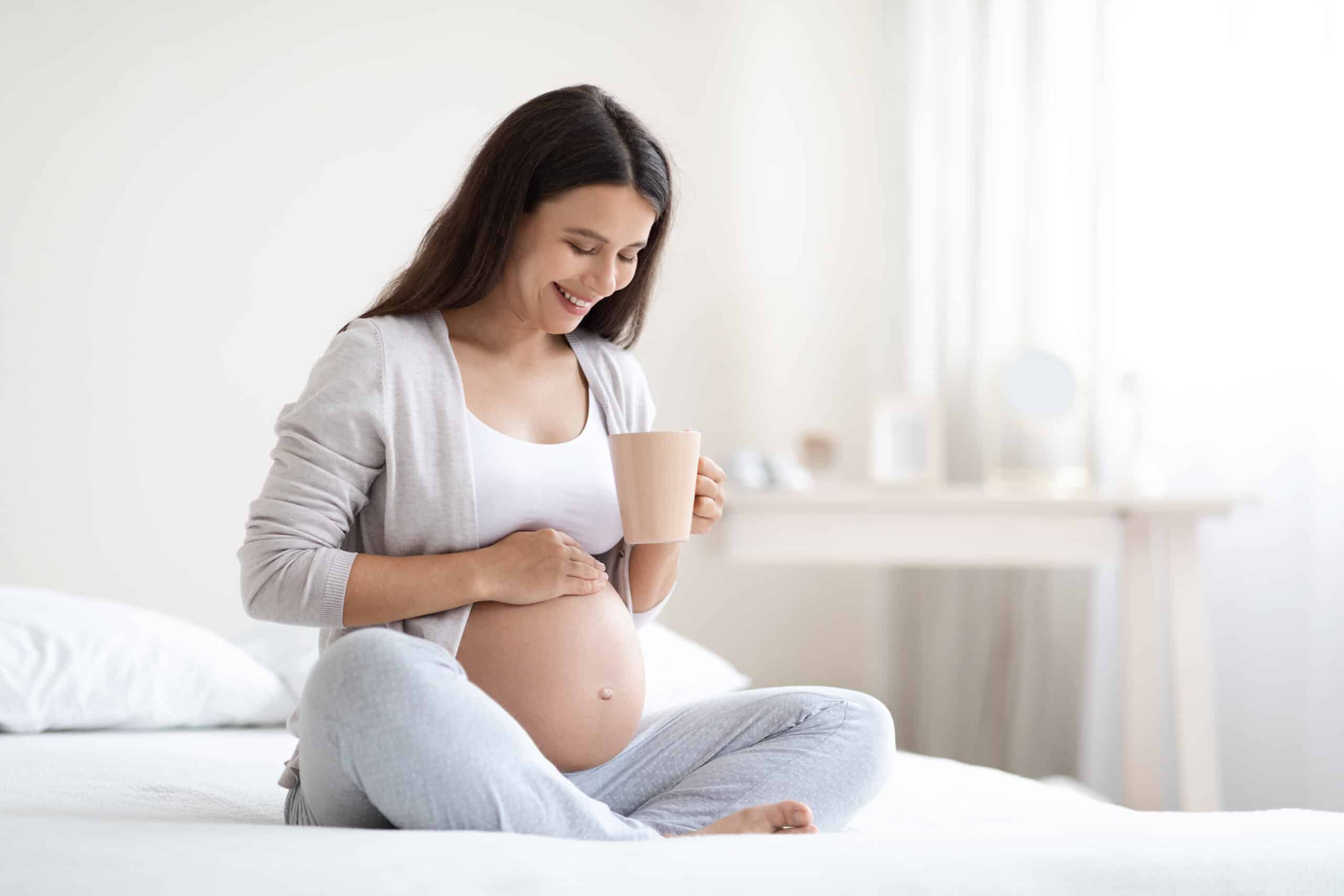 Decaffeinated-coffee-in-pregnancy