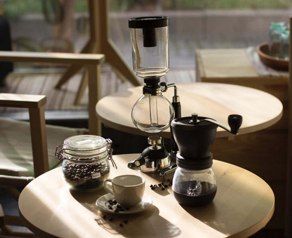 Meister der Syphon Kaffeezubereitung: Eine Schritt-für-Schritt Anleitung